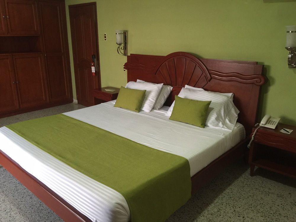 Hotel Caribe 79 Барранкилья Экстерьер фото